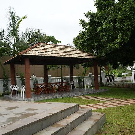 Tamarind Heritage Holiday Home Angamaly Bagian luar foto