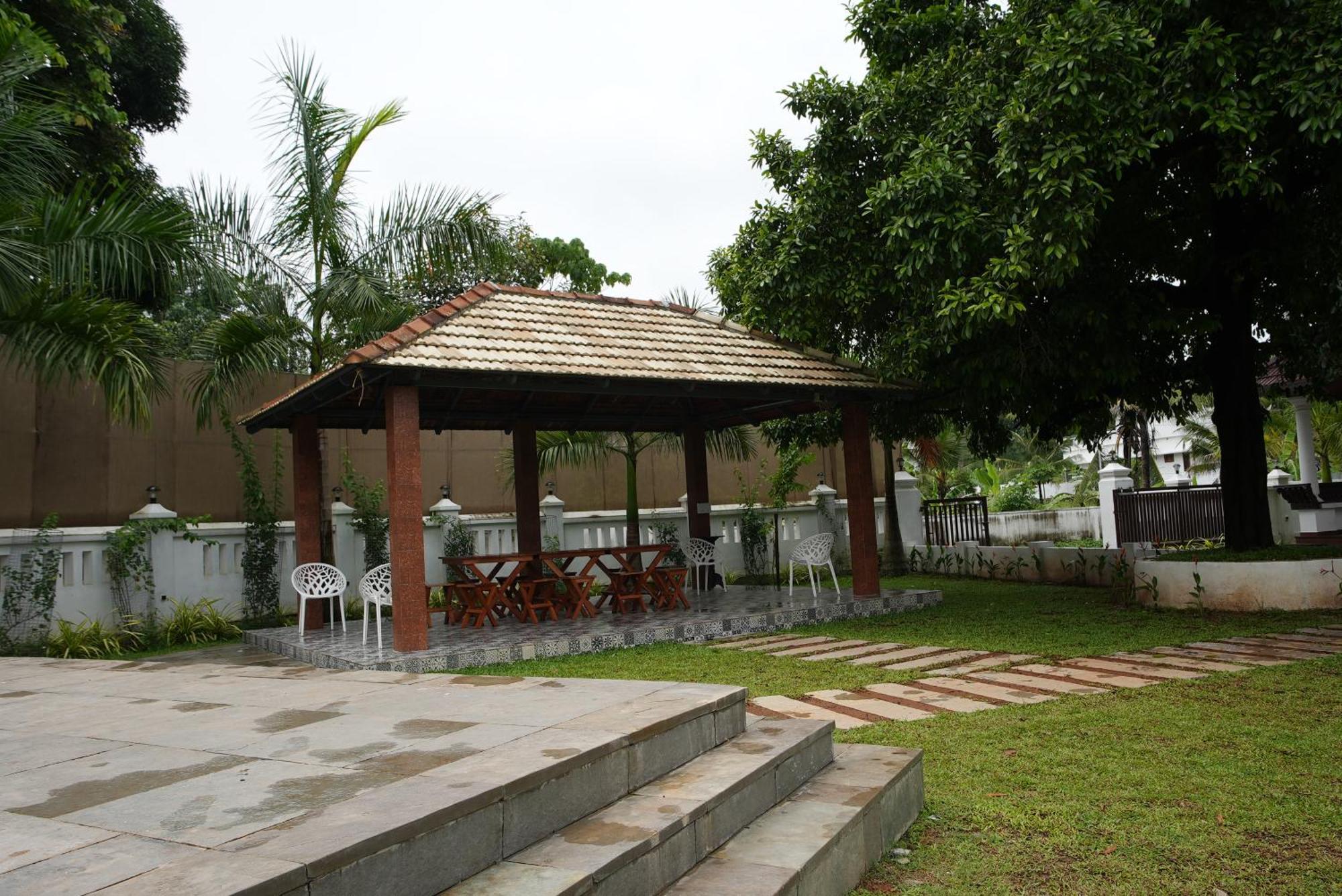 Tamarind Heritage Holiday Home Angamaly Bagian luar foto